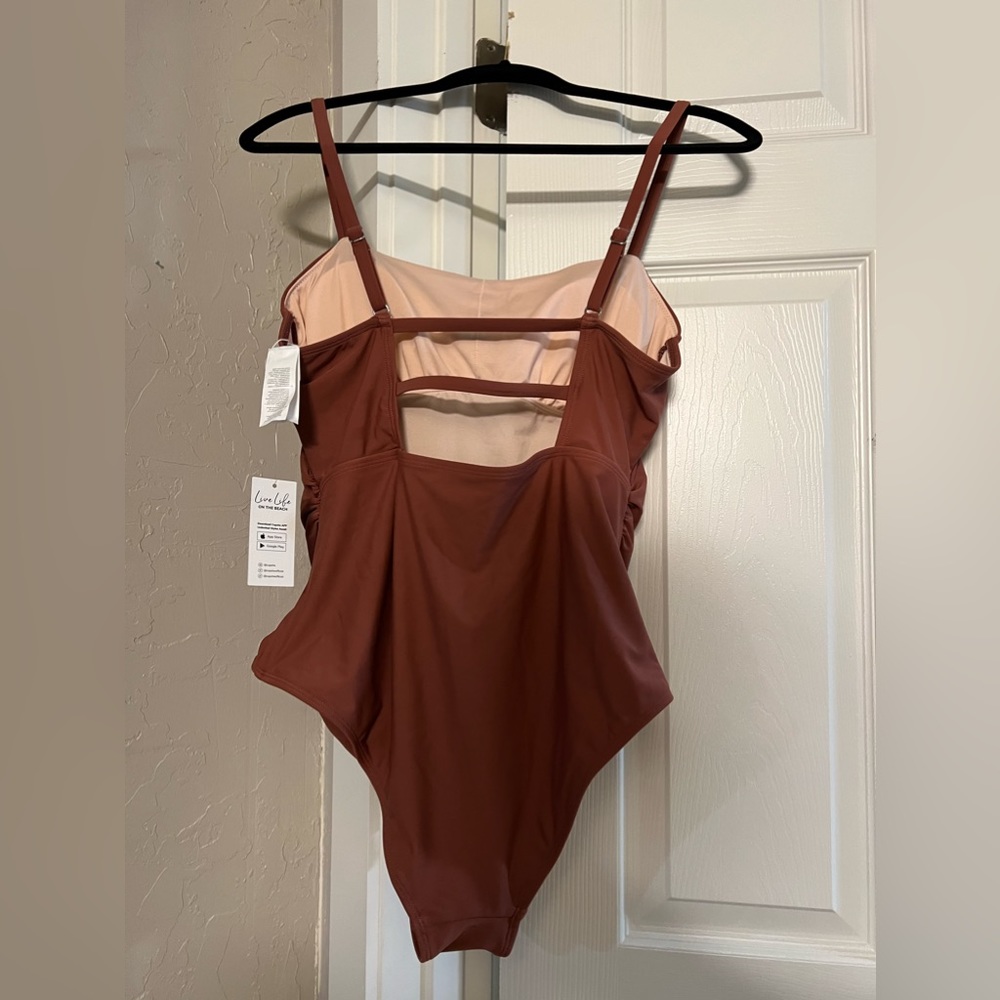 Cupshe Strappy Cutout One Piece Swimsuit Size L - Picture 4 of 5